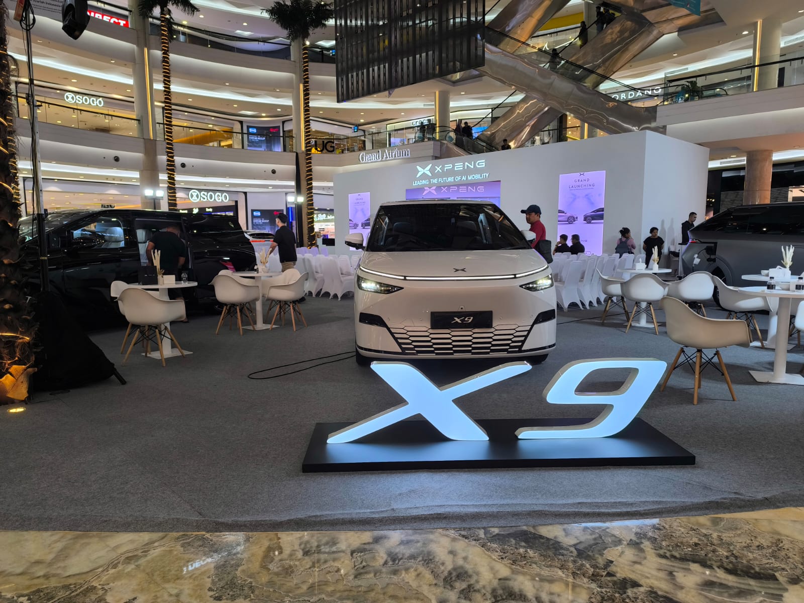 Meluncur Resmi, Xpeng G7 dan X9 Dipasarkan Mulai Rp 599 Juta